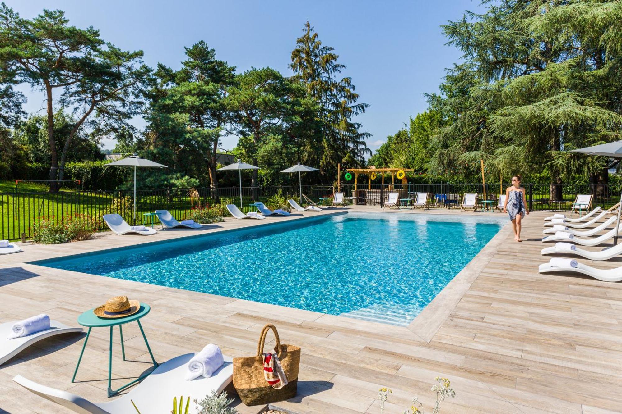 Novotel Pau Pyrenees Лескар Екстериор снимка